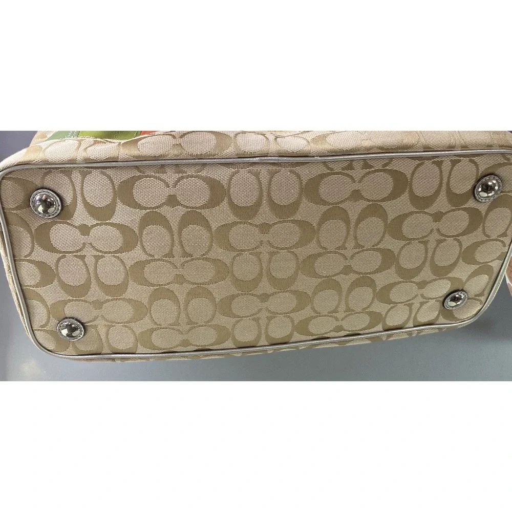 COACH One Women‎ Shoulder Bag Purse-Canvas Beige/olive/yellow/orange Signature C